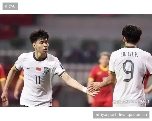U23铜牌背后最大争议：状态火热的依木兰为何被摁在板凳上？